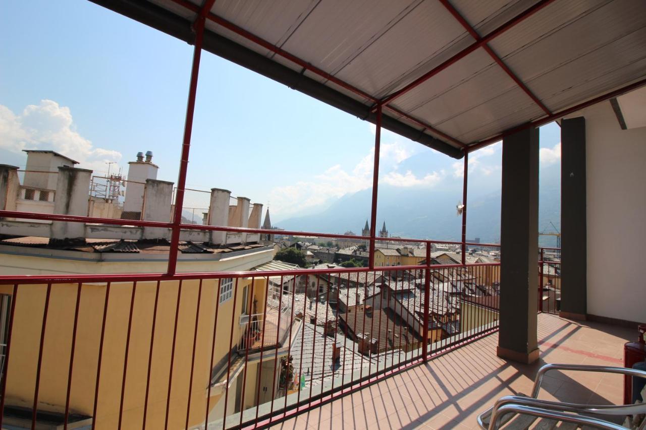 Lovely Panoramic View Apartment - Affitti Brevi Italia Aoste Extérieur photo